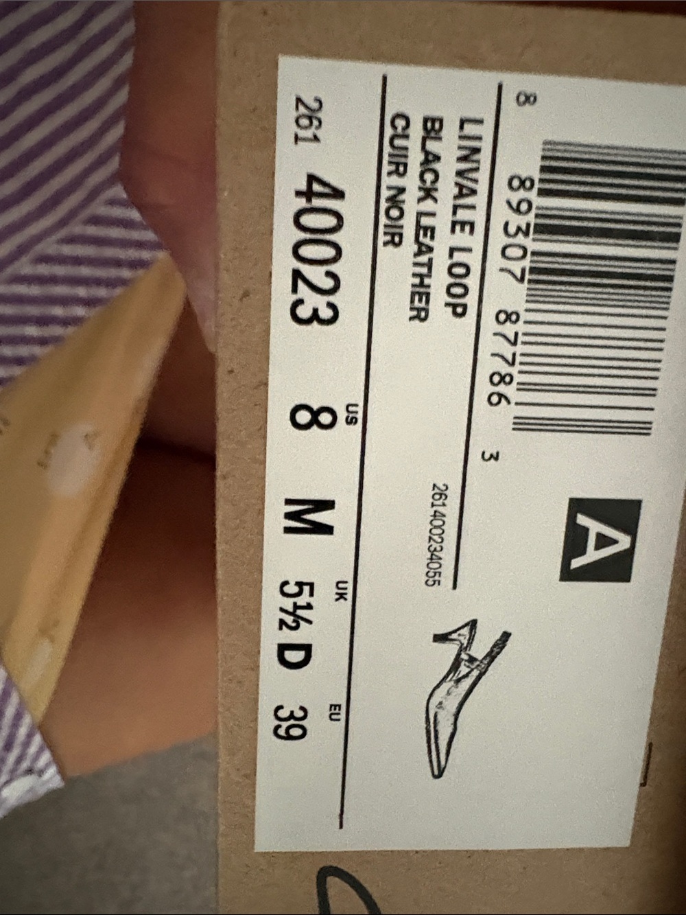 Clarks Box Logo - Picture 2 of 5